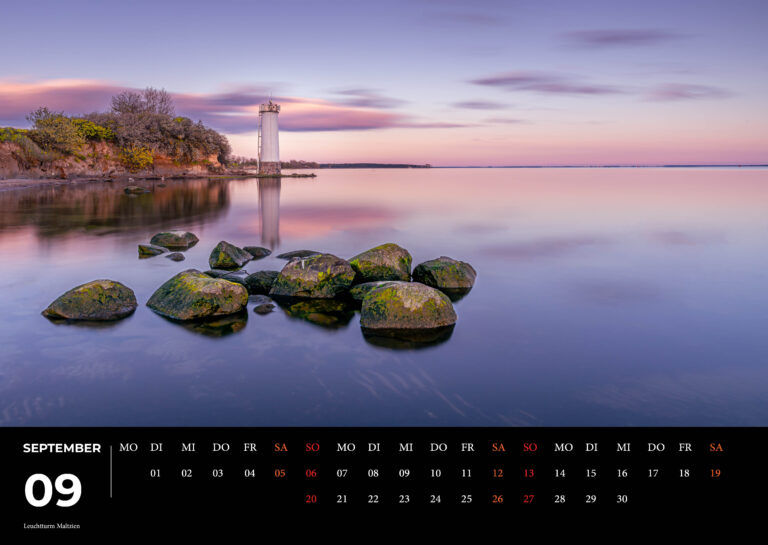 ostseekueste-leuchtturm-wandkalender-2026.jpg